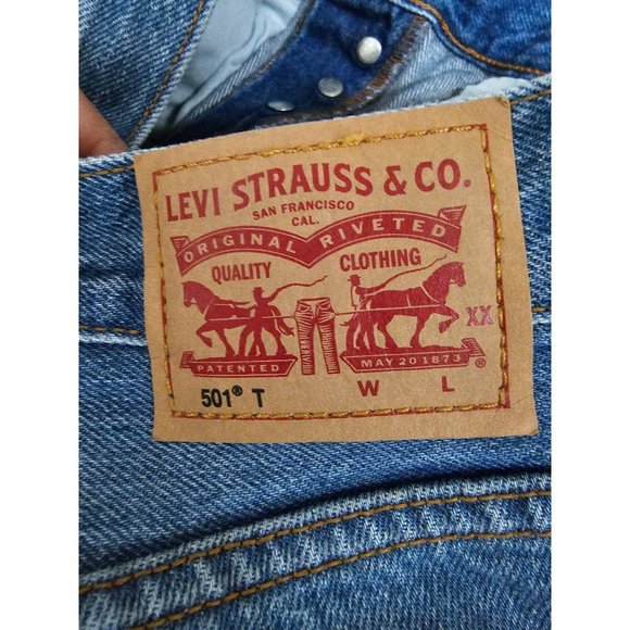 Levi Strauss Womens Tapered Button Fly Distressed Jeans Size 27 - Picture 9 of 9